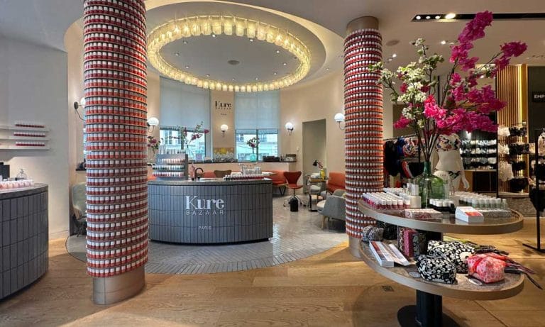 Kure Bazaar Maniküre bei Le Bon Marché Paris: Hey Pretty Spa Review