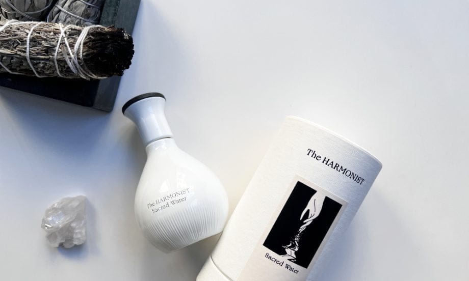Brand Love: The Harmonist Hey Pretty Beauty Blog Review Parfum Eau de Parfum The Harmonist Sacred Water