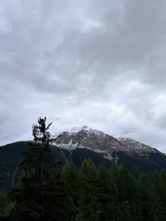 Hey Pretty Beauty Blog Magazine Spa Review Hotel Castell Zuoz Art Weekend Switzerland Wellness Hamam Rassoul