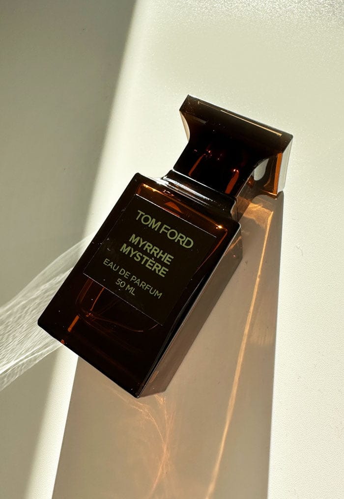 Tom Ford Myrrhe Mystère: Eine dunkle Verführung 4 TomFord MyrrheMystere FlakonLiegend