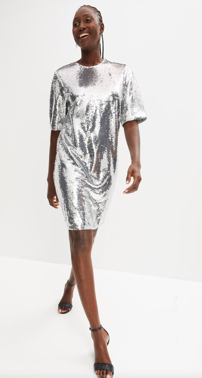 Fashion Flash: 18 Silvester Outfits mit Glitzergarantie 16