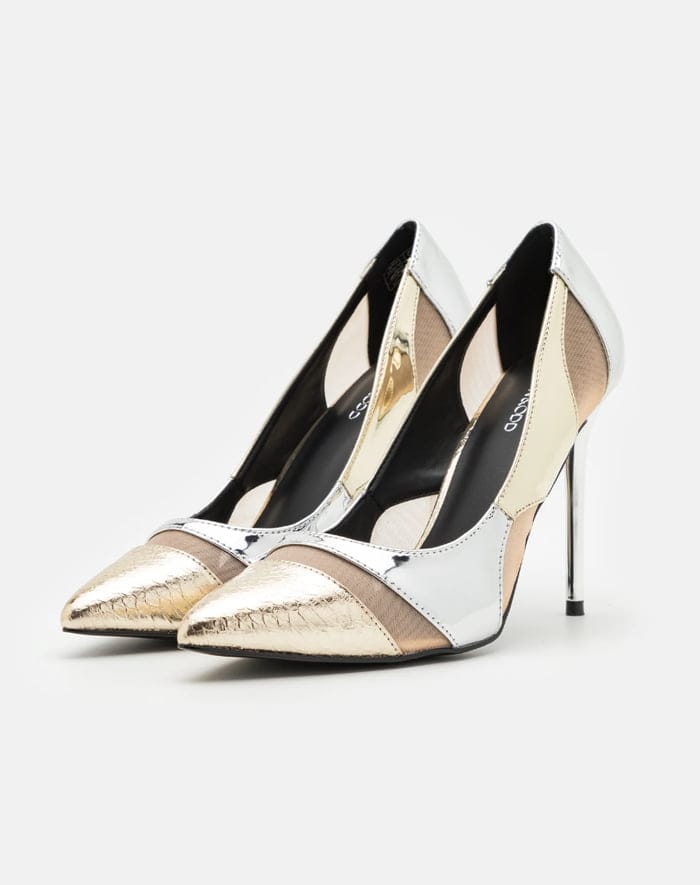 Fashion Flash: 18 Silvester Outfits mit Glitzergarantie 17 Glitzer Pumps