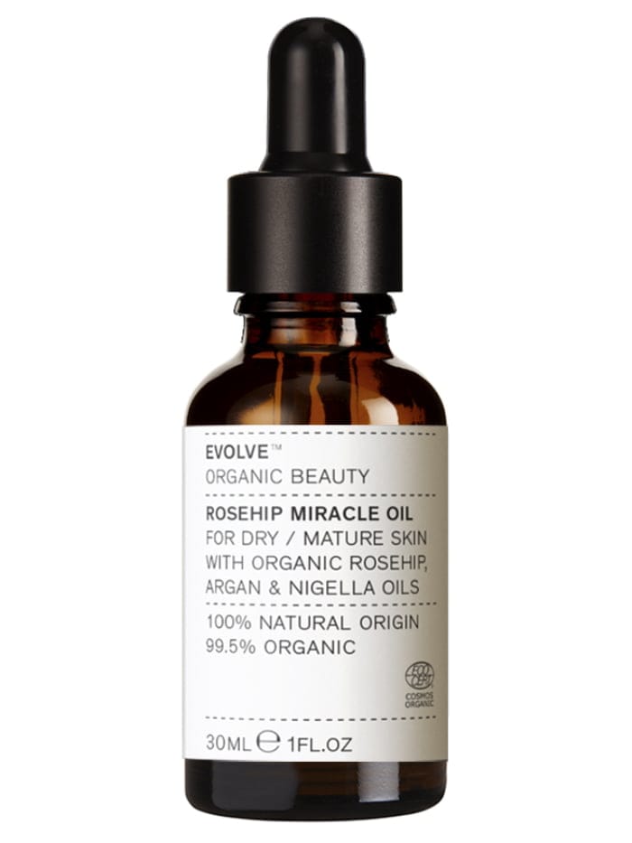 Das Hey Pretty Beauty-ABC: Winter Skincare 6 Hey Pretty Beauty-ABC Beauty Blog Magazine Skincare Tipps Winter Skin Trockene Haut Winterpflege Evolve Rosehip Miracle Oil