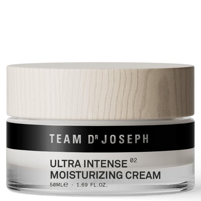 Das Hey Pretty Beauty-ABC: Winter Skincare 3 Hey Pretty Beauty-ABC Beauty Blog Magazine Skincare Tipps Winter Skin Trockene Haut Winterpflege Team Dr Joseph Ultra Intense Moisturizing Cream