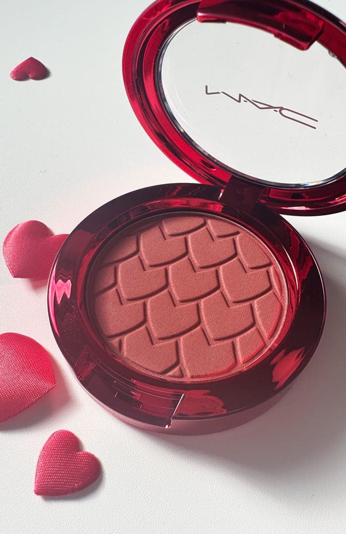 MAC Lovestruck Luck: Make-Up-Lieblinge zum Valentinstag 6 MAC Lovestruck Love Blush Closeup