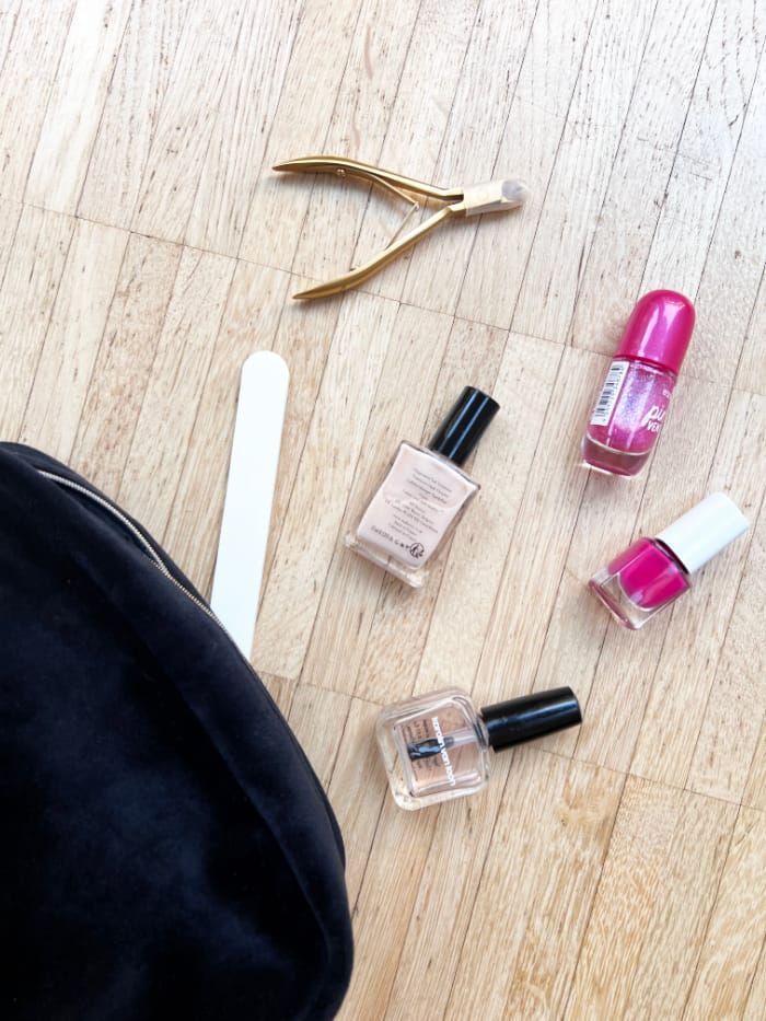 Ready für den Valentinstag: Make-up Tutorial und noch einiges mehr 2 Hey Pretty Beauty Blog Magazine Valentinstag Valentine's Day Nails Make-up Tutorial Selfcare