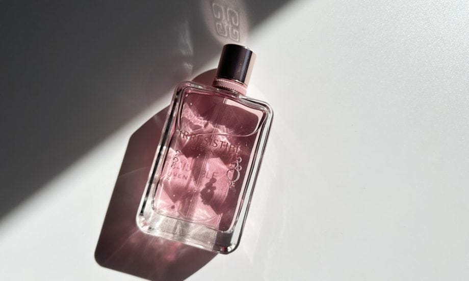 Givenchy Irresistible Eau de Parfum Very Floral Teaser Givenchy Irresistible VeryFloral