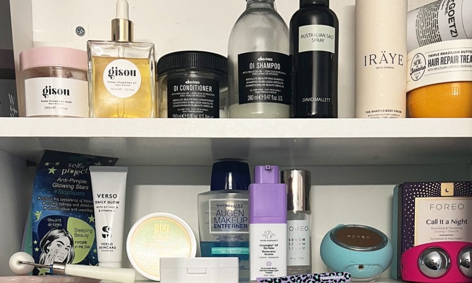 Show Me Your Badezimmerschränkli: Mabel Neumann Show Me Your Badezimmerschränkli: Mabel Neumann