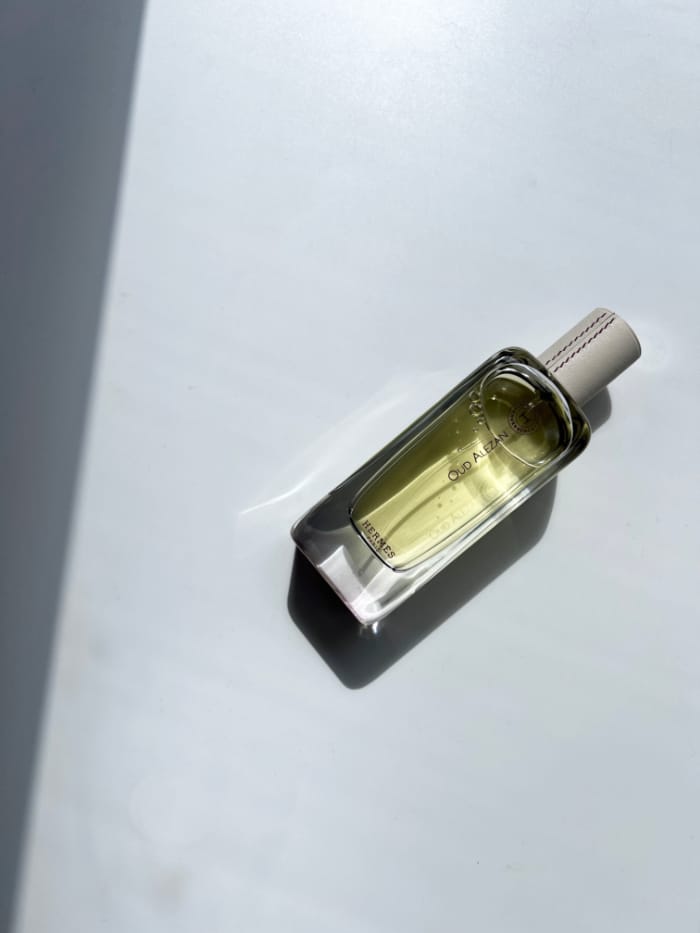 Eine frühlingshafte Duft-Reise mit Hermès Oud Alezan 4 Hey Pretty Beauty Blog Magazine Review Hermes Hermessence Oud Alezan Perfume Eau de Parfum