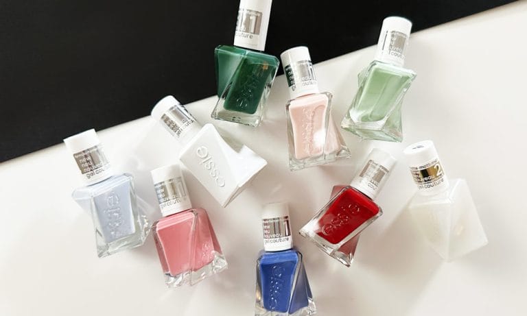 Essie Gel Couture 2.0 (mit Flex-E-Gel): Der Nagellack-Erfahrungsbericht auf Hey Pretty