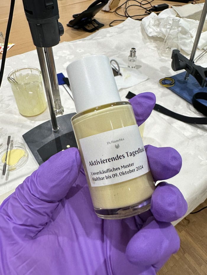 DrHauschka Labor Tagesfluid Fertig