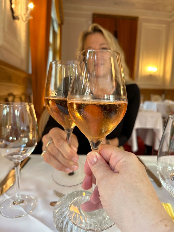 Spa Review: Alpines Wellness-Weekend im Schweizerhof Flims 42 Schweizerhof Flims Essen Cheers