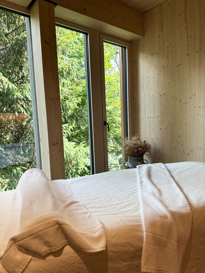 Spa Review: Alpines Wellness-Weekend im Schweizerhof Flims 34 Schweizerhof Flims Spa Liege2