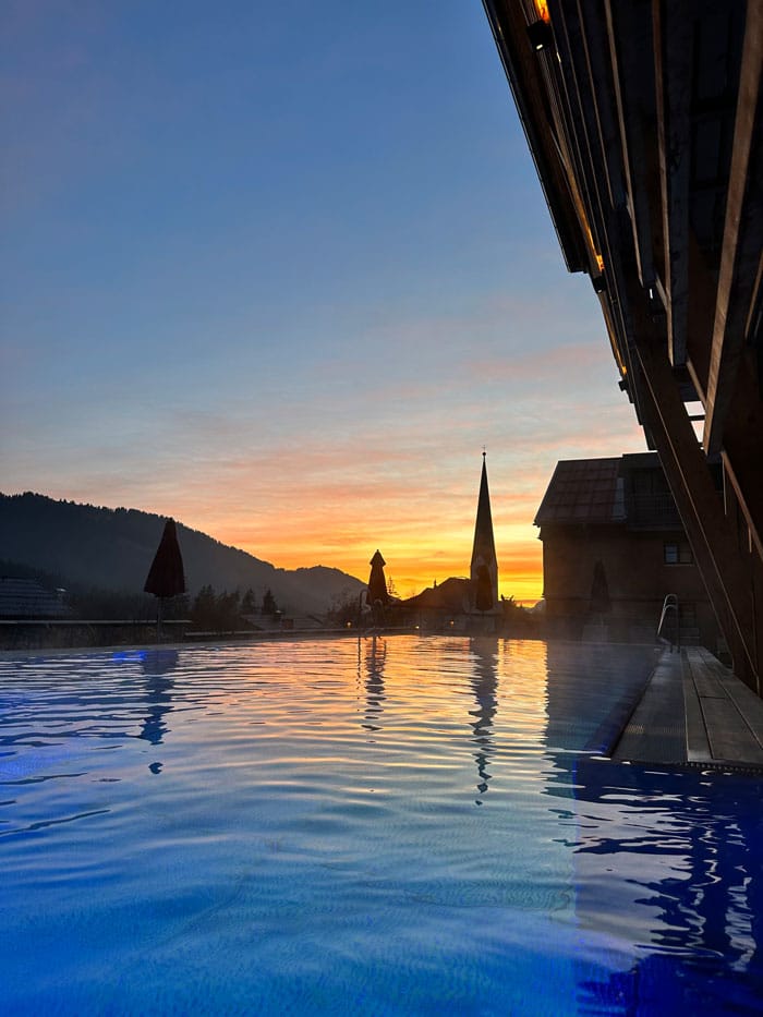 Spa Review: HUBERTUS Mountain Refugio Allgäu 22 Hubertus Spa PoolView Sunset