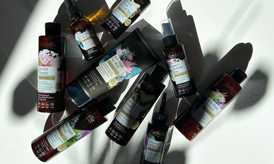 Natürlich schönes Haar: Die neue farfalla Haarpflege Die neue farfalla Haarpflege: Natürlich schönes Haar (Hey Pretty Schweiz)