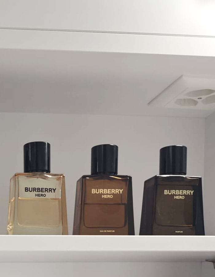 Show Me Your Badezimmerschränkli: Oliver Lüscher 3 BurberryHero