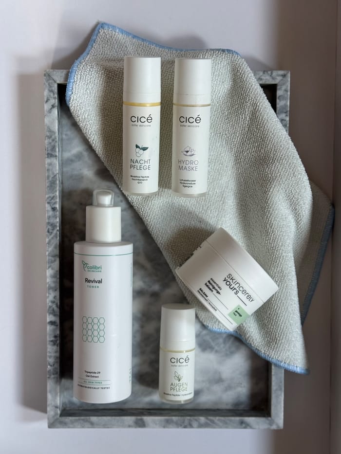 Schminktante Abendroutine