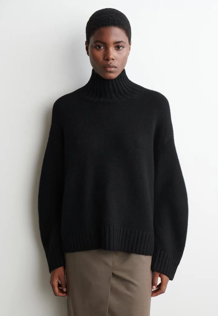 The Gfröörli Collective: 18 wärmende Must-Haves für den Winter 7 kaelte cos kaschmirpullover