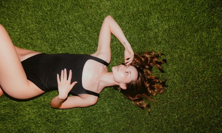 bademode teaser wesley tingey