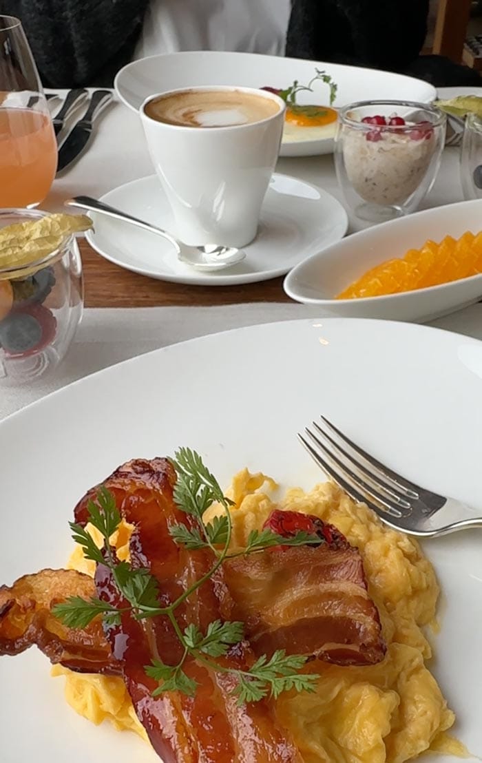 park hotel vitznau food zmorge ruehrei