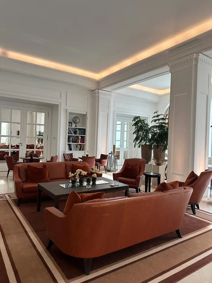 Spa Review: Park Hotel Vitznau 4 park hotel vitznau lounge