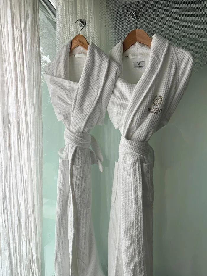 Spa Review: Park Hotel Vitznau 14 park hotel vitznau zimmer bad bademaentel