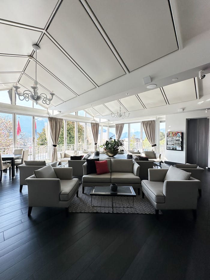Spa Review mit ordentlich Frühlingssonne: Hotel Belvedere Locarno 9 Belvedere Hotel Bibliothek
