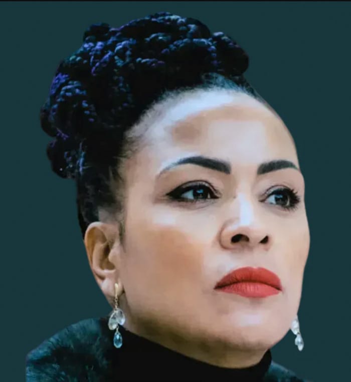 OliviaJames Portrait