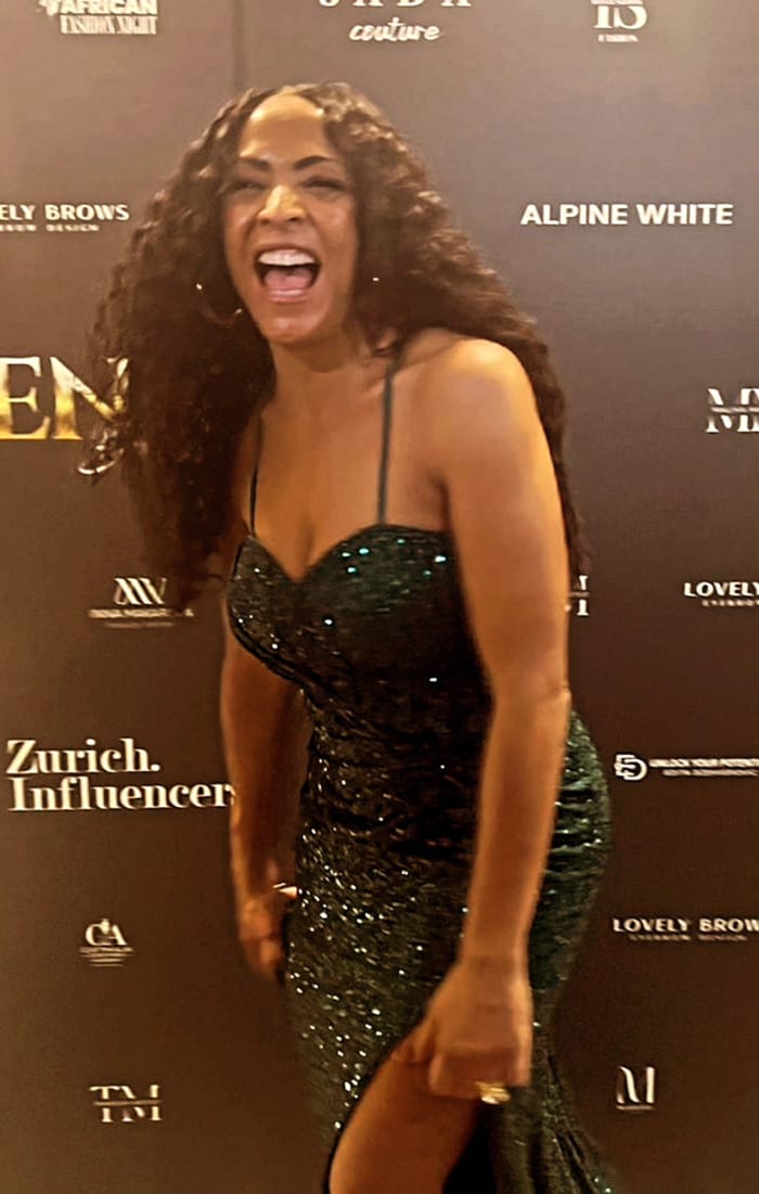 OliviaJames RedCarpet