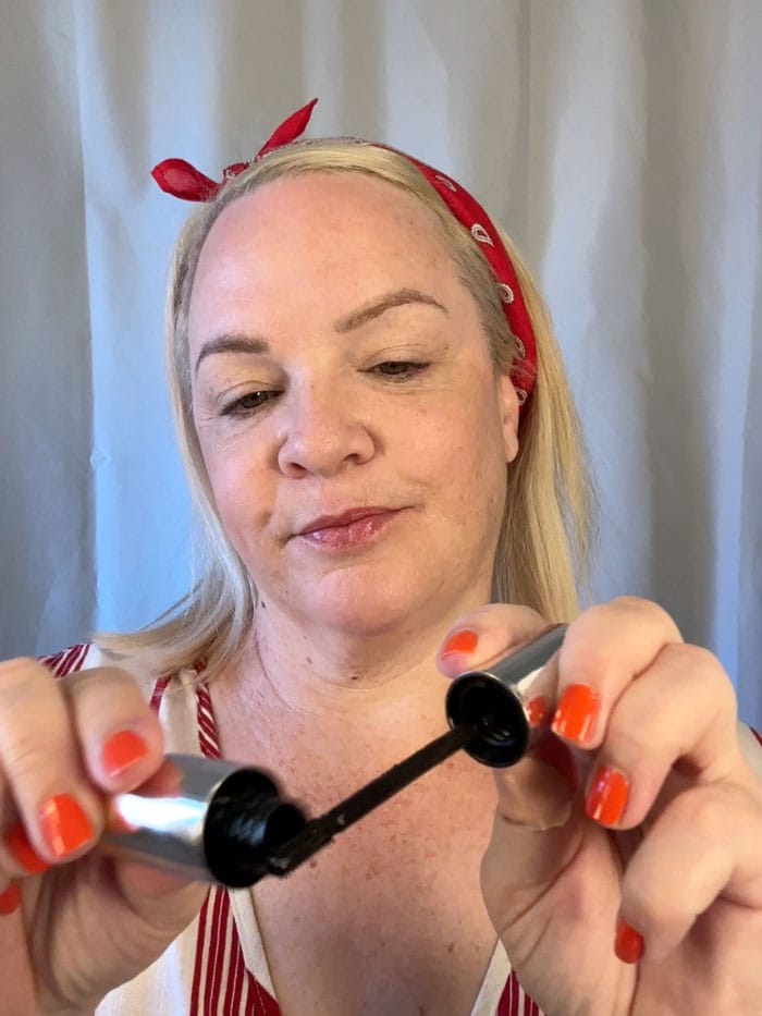 Ultraschneller Sommer-Eyeliner: Das Mini-Tutorial für Lazy Girls 3 Badi Eyeliner 2
