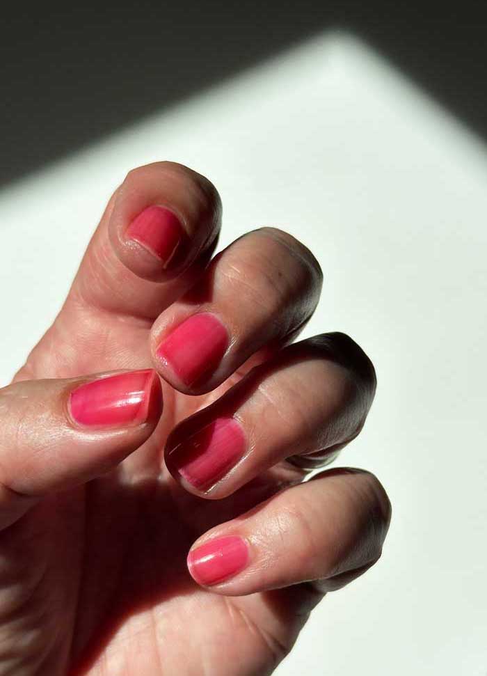Glass Nails oder Jelly Nails? Wir testen den Transparent-Nagellack-Trend 1 GlassNails Look