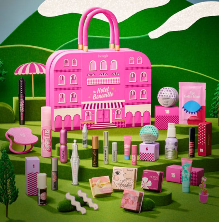 Beauty Adventskalender 2026: Die grosse Übersicht 30 Adventskalender 2026 Benefit