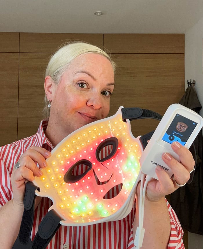 Was die CurrentBody LED Lichttherapie Maske: 3. Generation anders macht 12 Currentbody LED 3Gen SteffiYay