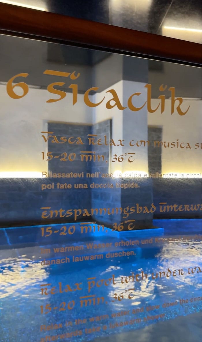 Der perfekte Wellness-Tag im Tessin: Auf ins Splash & Spa Tamaro! 17 Splash Spa Entspannungsbecken