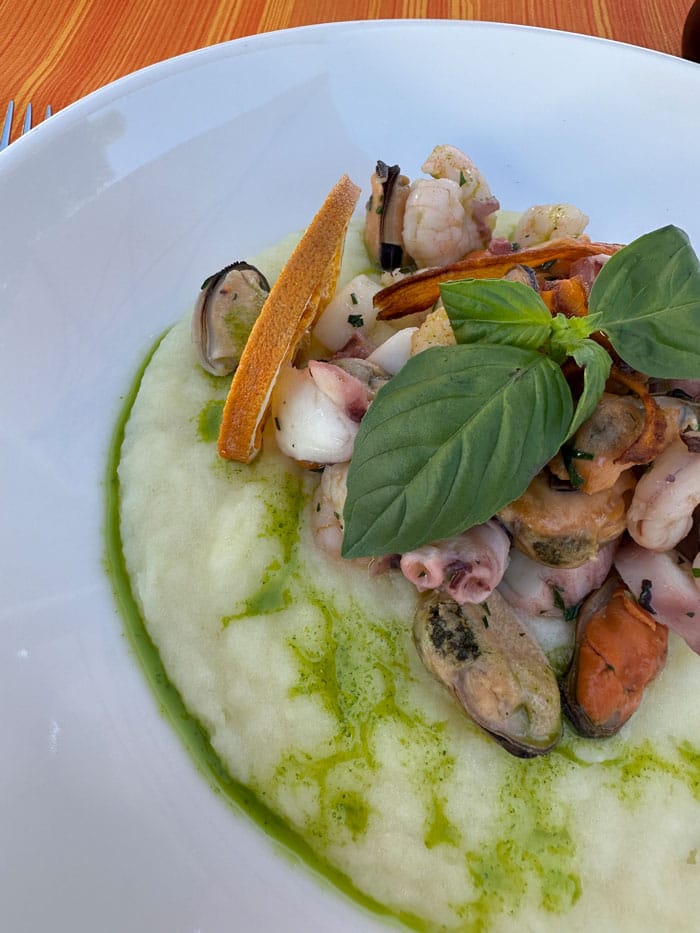 Der perfekte Wellness-Tag im Tessin: Auf ins Splash & Spa Tamaro! 20 Splash Spa Lunch Teller