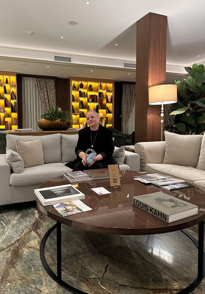 Wellness-Auszeit in Lugano in den Swiss Diamond Hotels 28 LaRomantica Hotel Lobby Steffi 1