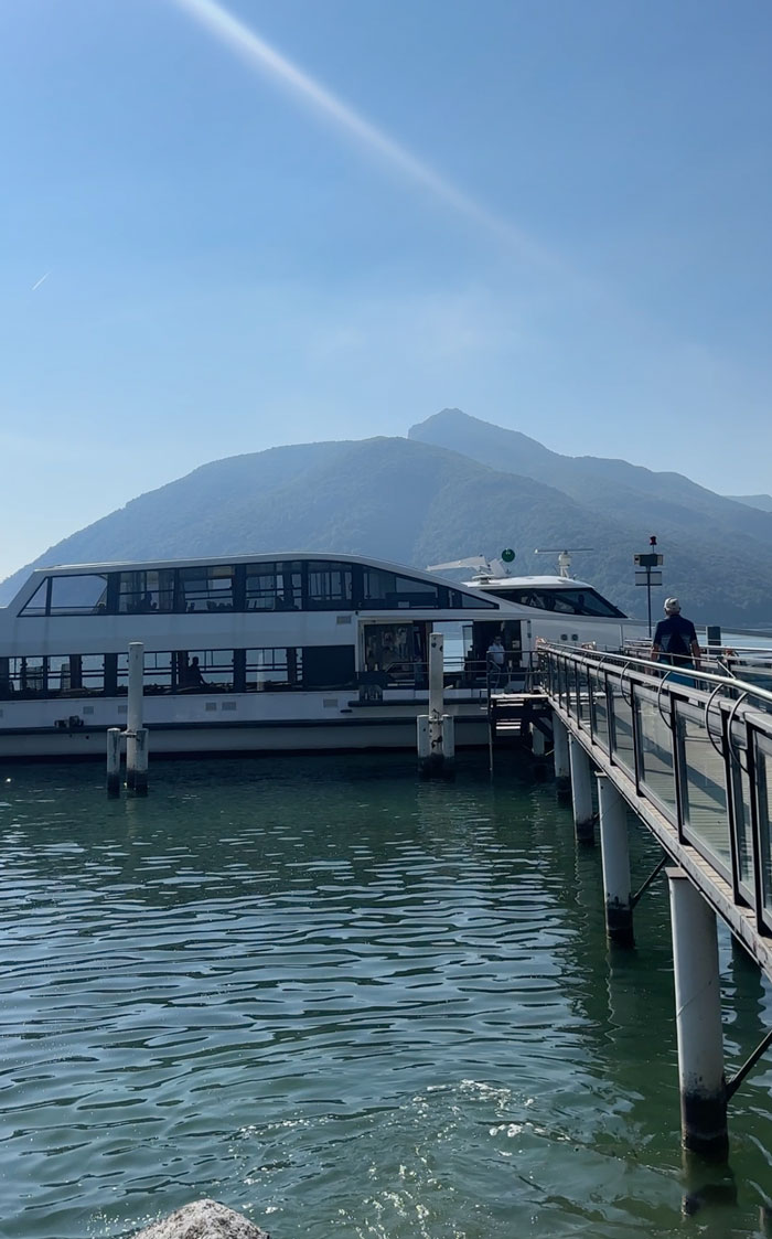 Wellness-Auszeit in Lugano in den Swiss Diamond Hotels 46 Lugano Ausflug Schiffsteg Morcote